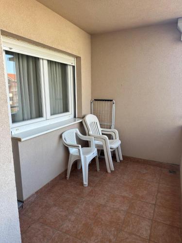 Μπαλκόνι ή βεράντα στο 100m2 Apartment near Church - 3 bedrooms - 3 bathrooms - parking