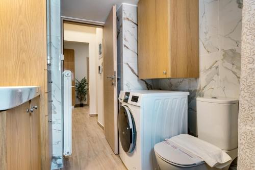 City Chic Living-3BR Kallirrois