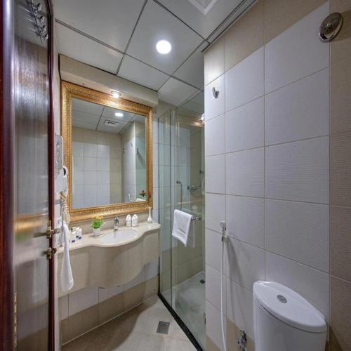 Bagno di Belvilla Royal Tulip Sharjah Aparthotel