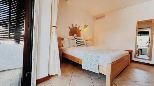 Gallery image of SEAS the DAY luxury seafront! in Grand Baie
