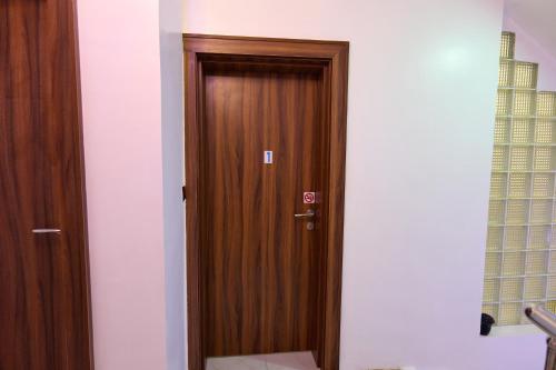 Gambar di galeri bagi Oasis Suites Guzape di Abuja