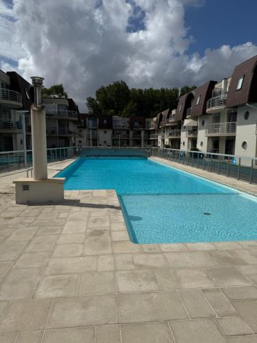 Πισίνα στο ή κοντά στο Blutsyde Cannes luxury appartment