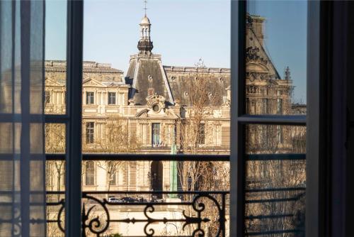 Hotel Du Quai Voltaire photo 37