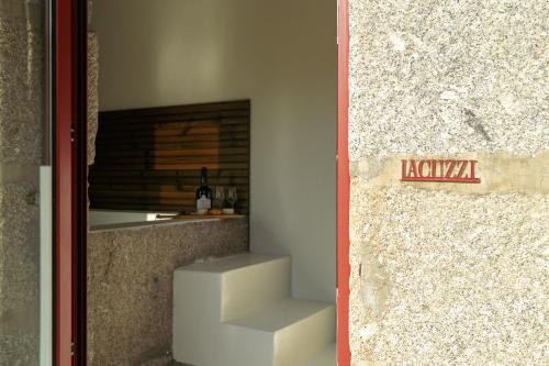 Certifikát, hodnocení, plakát nebo jiný dokument vystavený v ubytování Douro Arda House with Pool & Jacuzzi by HostWise