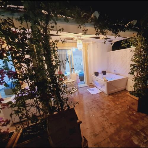 Fotografie z fotogalerie ubytování luxury B&B SUITE JACUZZI VILLA FILOMENA v destinaci Marina di Camerota