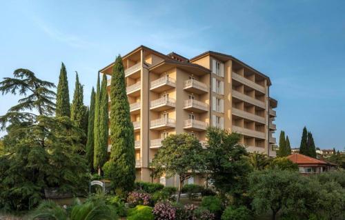 Remisens Casa Rosa, depandansa hotela Metropol
