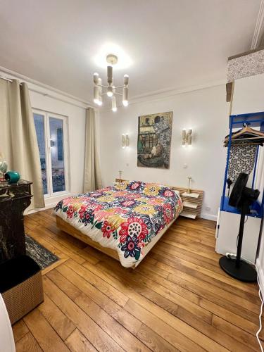 Postel nebo postele na pokoji v ubytování Exceptional apartment in the heart of Paris