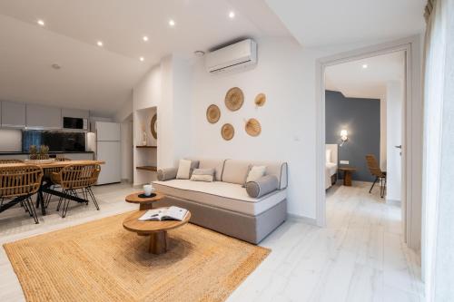 Blue Paradise Apartments