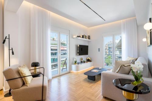 Michalakopoulou Corner & Bright Apartment