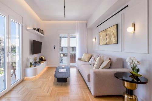 Michalakopoulou Corner & Bright Apartment
