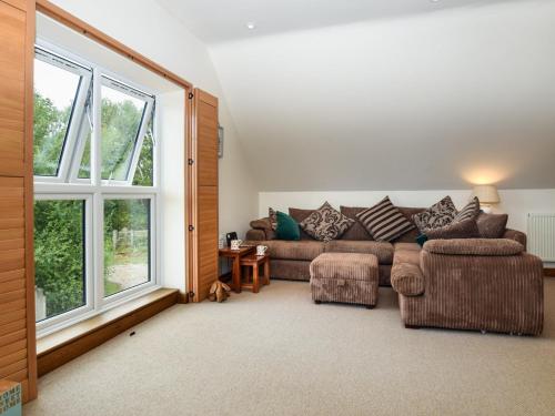 Χώρος καθιστικού στο 1 Bed in Beaulieu Heath 92943