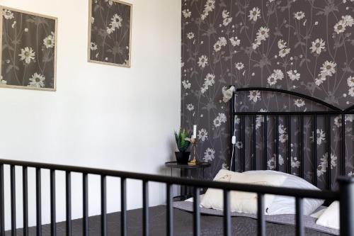 Postel nebo postele na pokoji v ubytování Hotell Aina