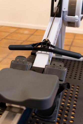 Gimnasio o instalaciones de fitness de The Yard - Comfortable Home in Riverside