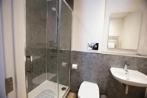 Kings Toft Apartments photo 182