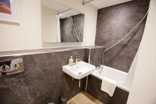 Kings Toft Apartments photo 66