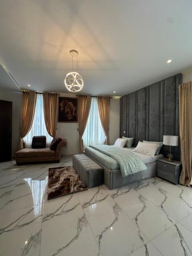 Gallery image of VI Luxe Height 6A in Lagos