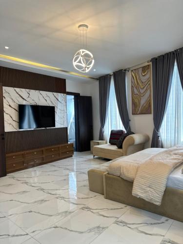 Gallery image of VI Luxe Height 6A in Lagos