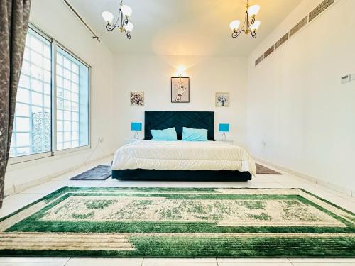 Dubai Al Barsha Villa Fully Furnished Luxury Private Master Room Ensuite Huge Space Deluxe