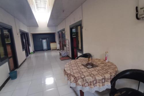 Fotografie z fotogalerie ubytování OYO 94700 Kd House v destinaci Semarang