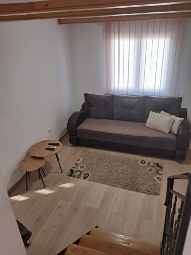 Ein Sitzbereich in der Unterkunft Apartmani Ana S