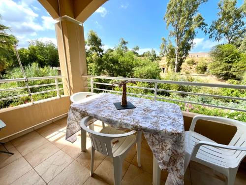 Photo de la galerie de l'établissement T3 à 100m commerces et plages, à Porticcio