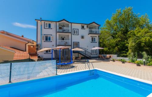 Bazén v ubytování Villa Zovko in Makarska by Villas Guide nebo v jeho okolí