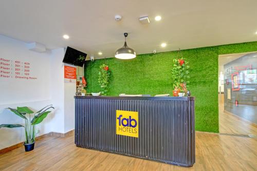 Vstupní hala nebo recepce v ubytování FabHotel White Ridge Shivam