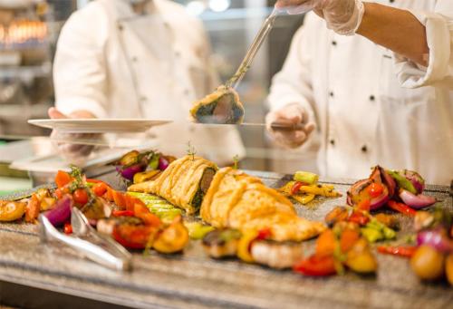 Mad på hotellet eller i nærheden