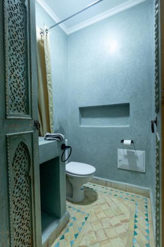 Un baño de Riad LALLA JIHANE