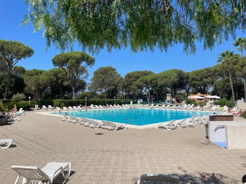 Appartement WiFi parking, tennis, piscine au mileu des golfs de Valescure