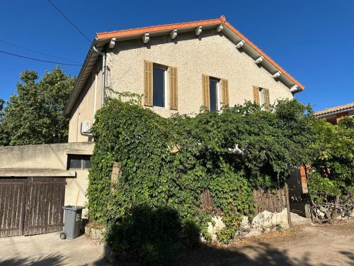 Villa famillilale saint tronc