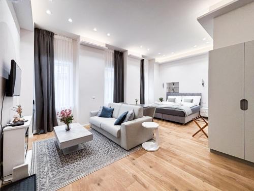1 BDR - Apartment Grandeur, in Vienna's City Center