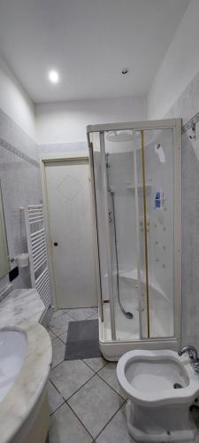 Koupelna v ubytování Rocce di mare