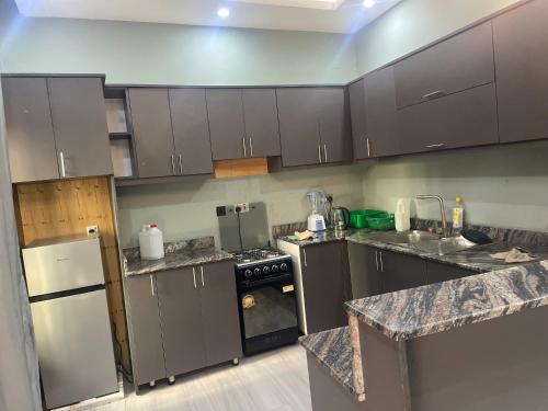 Gallery image of Emmas place in Naziba