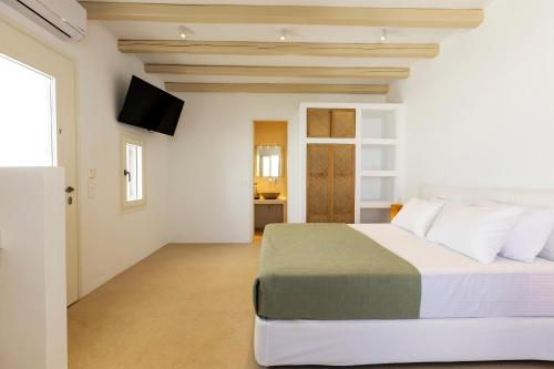 Gallery image of Cycladic Suites in Naousa