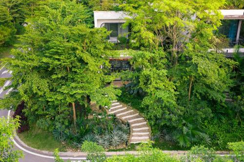 Taman di luar Villa Hoa Xương Rồng - Venus resort - Sang trọng giữa thiên nhiên
