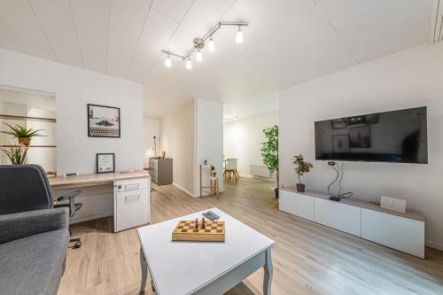 Metropolitan Tranquility 2BR Terrace near Metro