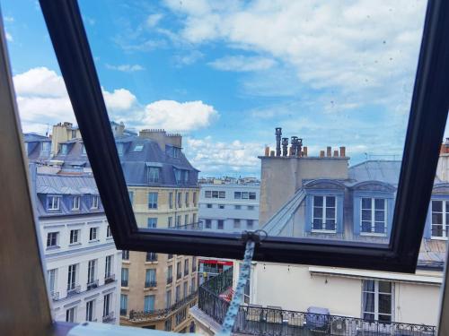 Bright Solo Studio by Hôtel de Ville and Sein river 1mn to Metro N1-241
