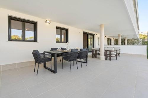 Apartment Perfect for Families & Remote Workers - Selwo, Estepona