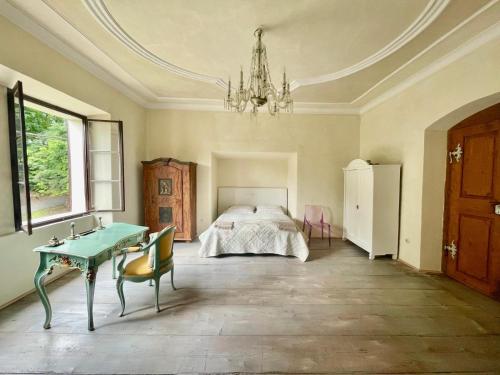 Apartmán v barokního faře s rozsáhlou zahradou