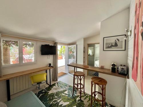Μια τηλεόραση ή/και κέντρο ψυχαγωγίας στο maisonette de charme