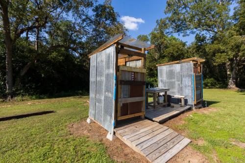 Zahrada ubytování Romantic Camp Getaway near Lake Livingston