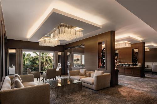 Ruang duduk di Dusit Thani LakeView Cairo