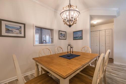 Φωτογραφία από το άλμπουμ του NEW LISTING! Views of Intracoastal Waterway - Sleep 4 σε Port Royal