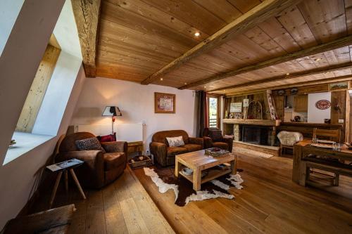 La Cachette - Mountain style and spacious 2-Bed apartment central Chamonix