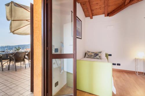 Un balcón o terraza de Din Don House
