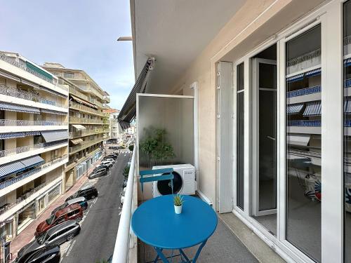 Cozy Apartment in Antibes