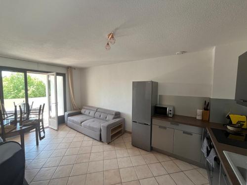 Absolutely quiet Bastidettes apartment
