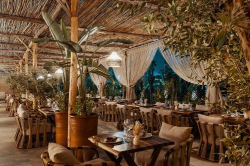 Ristorante o altro punto ristoro di NOMMOS Beach RESORT & POOL CLUB