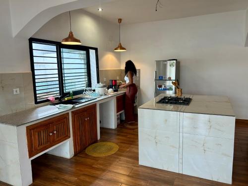 Η κουζίνα ή μικρή κουζίνα στο Villa Soafeno